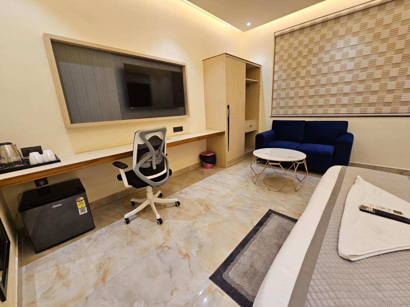 Hotel The Glass House Greater Noida Εξωτερικό φωτογραφία